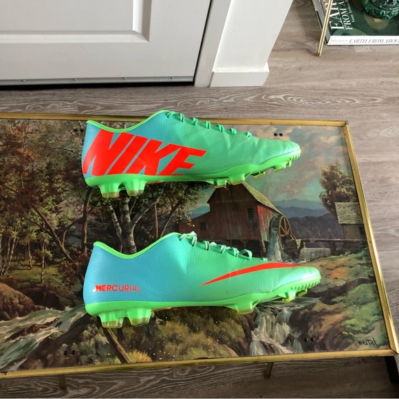 Nike mercurial victory iv green Outdoor Soccer Cleats - Picture 2 of 7
